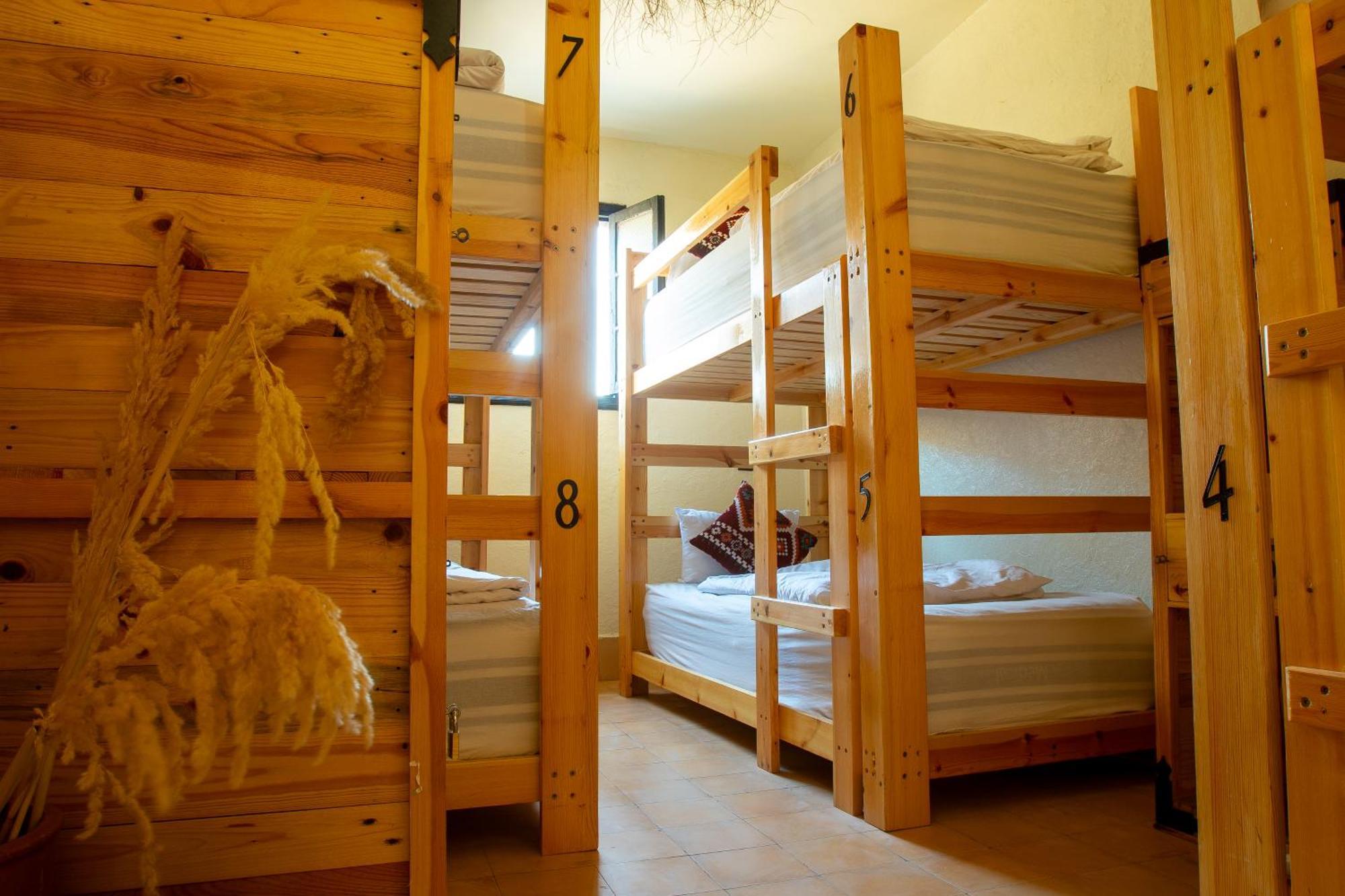 Anza Surfhouse Bed and Breakfast Agadir Exteriör bild