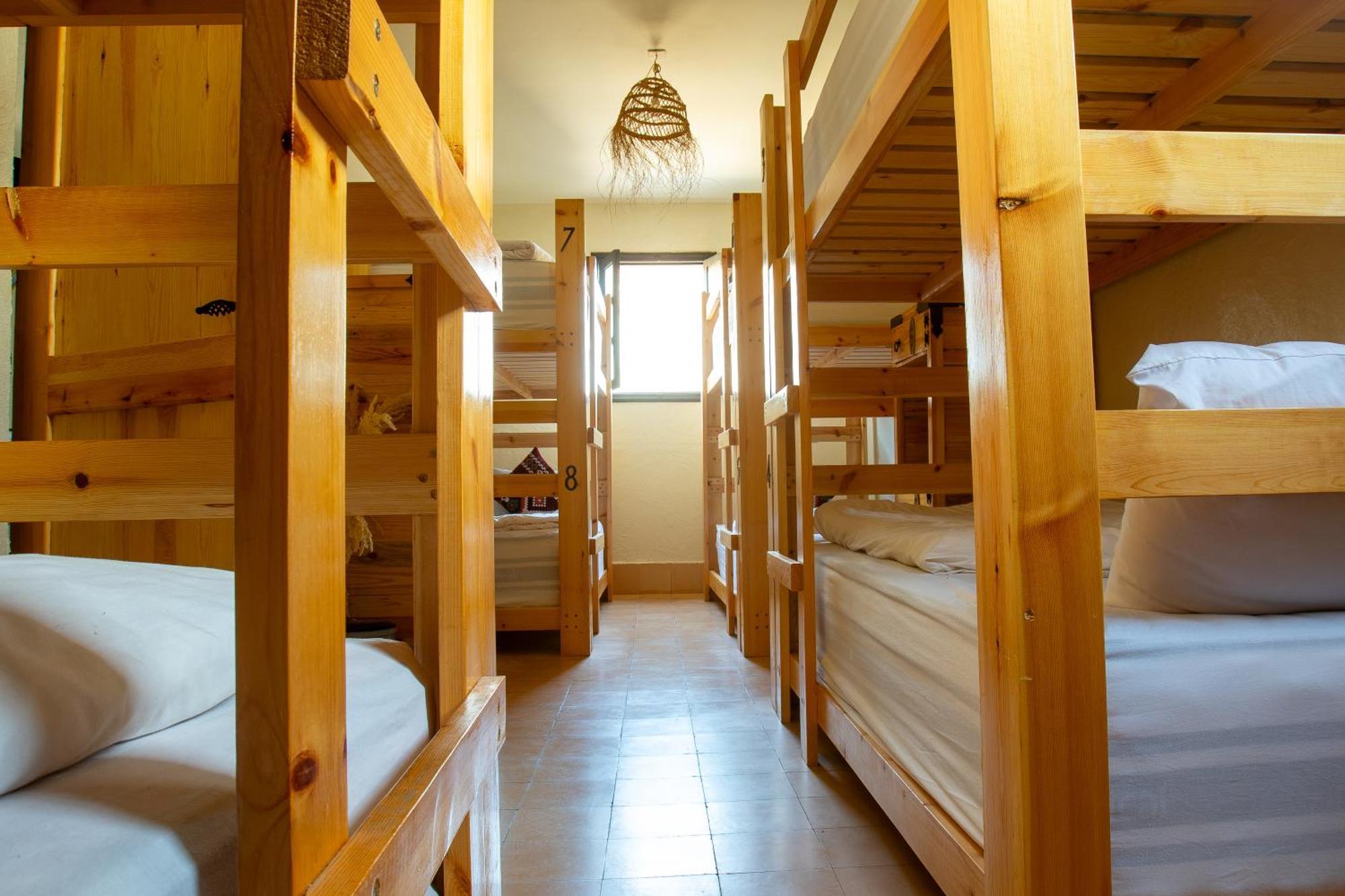 Anza Surfhouse Bed and Breakfast Agadir Exteriör bild