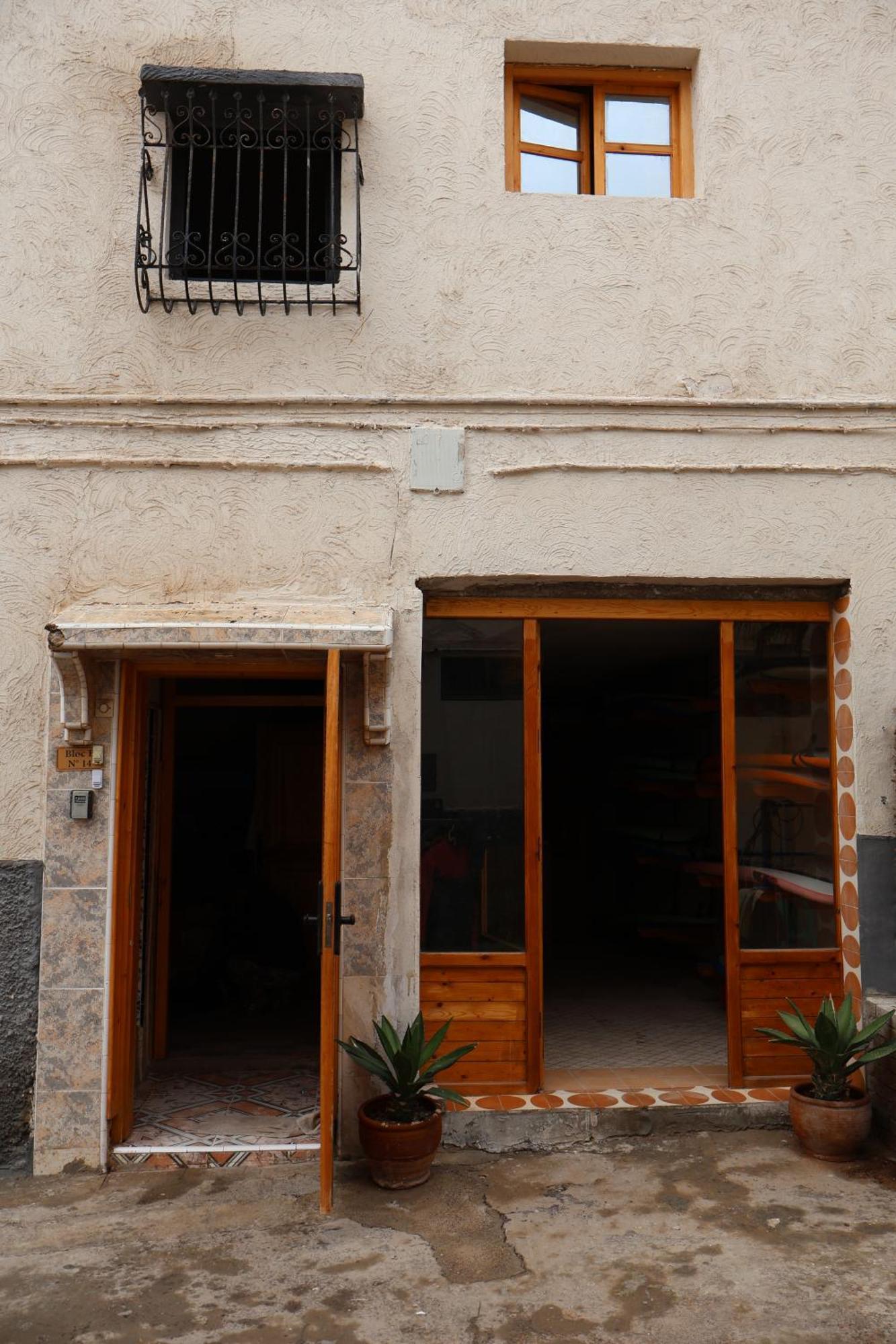 Anza Surfhouse Bed and Breakfast Agadir Exteriör bild